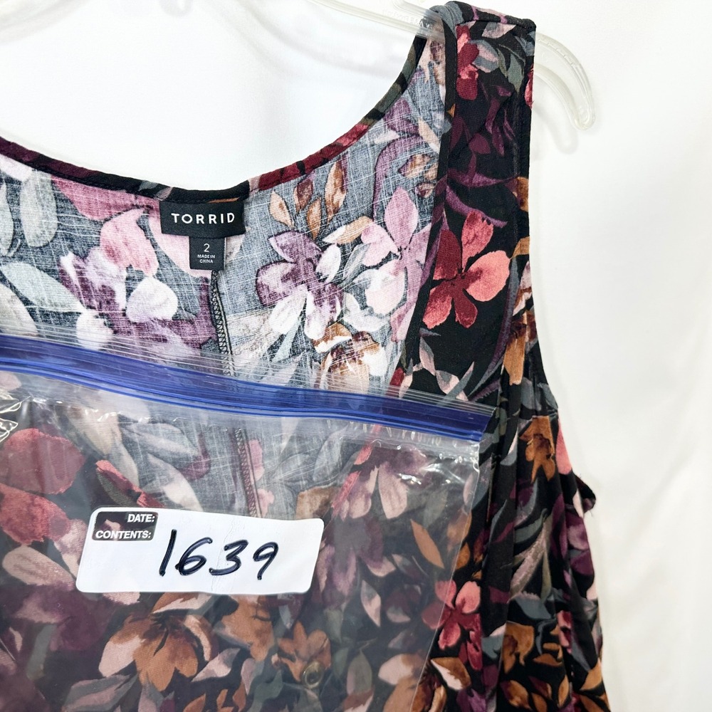 Torrid Plus Size 2X Tank Top Dark Floral Sleeveless Boho Crunchy Granola 1639 - Picture 10 of 10